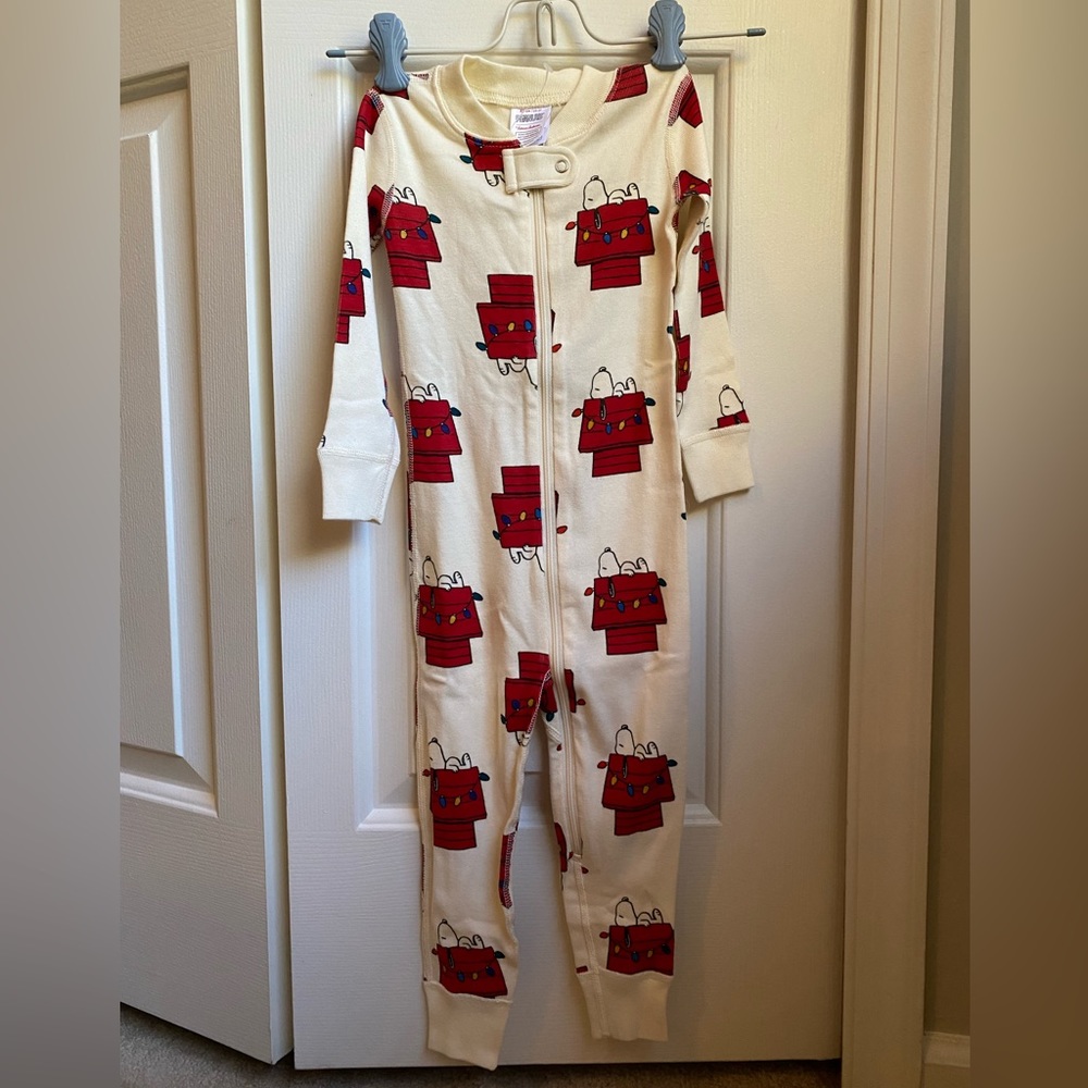 Hanna Andersson Snoopy Peanuts Sleeper Pajamas, 2T